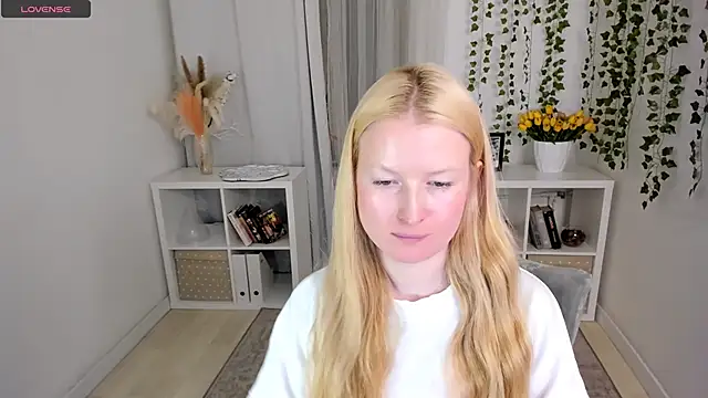 Laly_PeachのライブXXXチャット