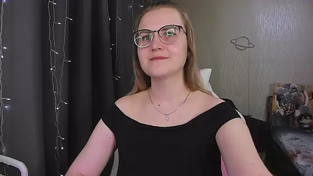 MissBrightShine: онлайн-секс-чат