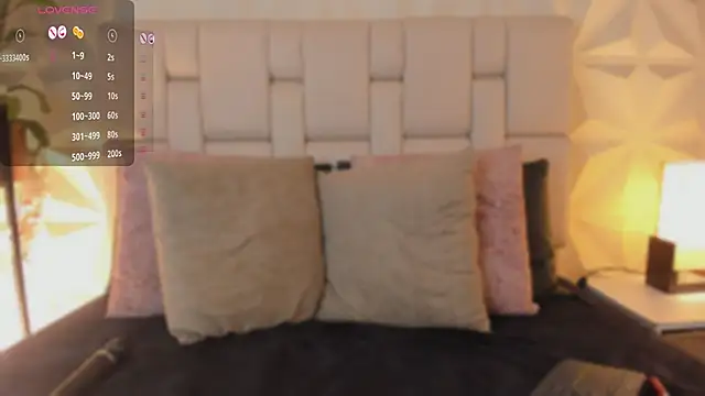 Chat +18 de scarlettadams__ ao vivo