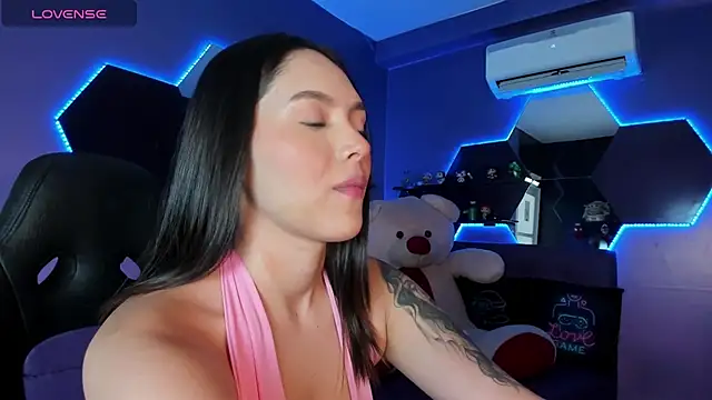 Chat XXX en directo de Adalyn_Cute