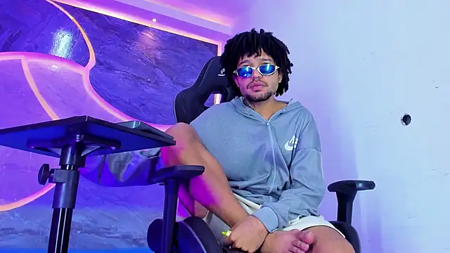 Chat XXX ao vivo de Josh_Hot_Sex