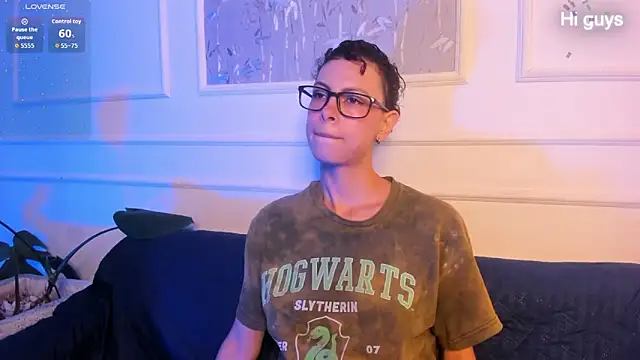 AliceMadnes Adlı Modelin Canlı XXX Sohbeti