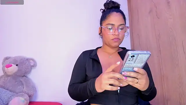 iriss_25 – Live XXX-chat