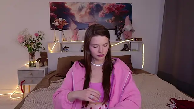 Nellie_Medina Adlı Modelin Canlı XXX Sohbeti