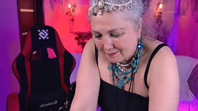 LilaMaharani's Live XXX Chat