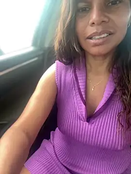 Czat XXX na żywo – ROUSSH