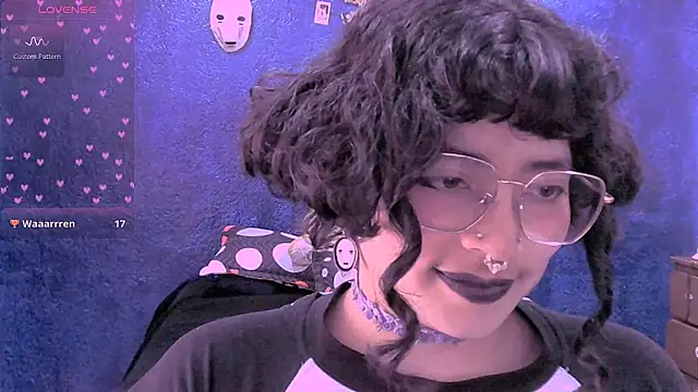 NinaYellow – Live XXX-chat