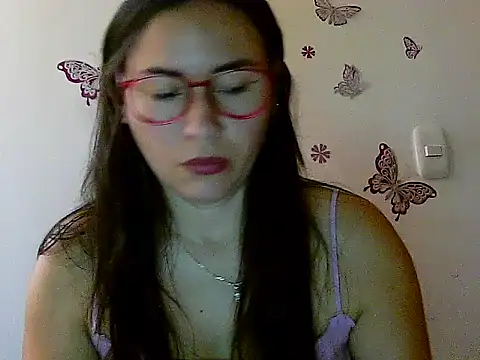 دردشة Erin_oficial الجنسية المباشرة