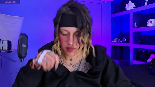 _sharlotte777 live XXX chat