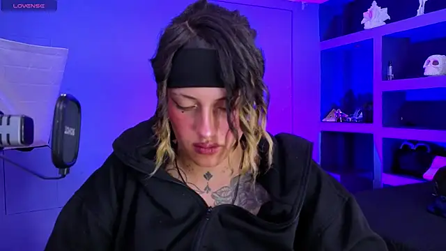 _sharlotte777 – Naživo XXX chat