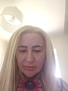 emobarbiedoll – webcam-show