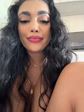 emma_andrew1 Show in webcam