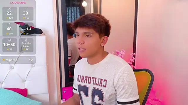 Thiago_Kozak Webcamshow