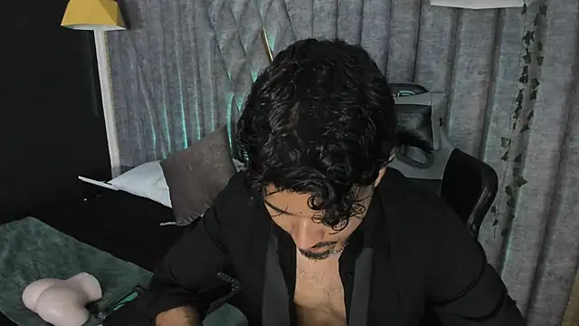 دردشة NicolaiKarav الجنسية المباشرة