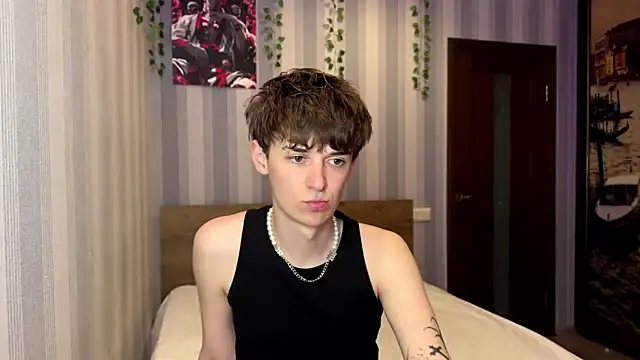 Sweet_Dude webcam show