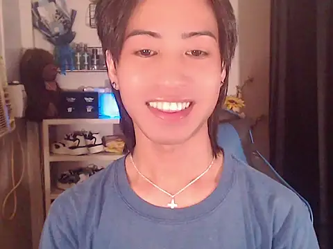 Pertunjukan Kamera Web Erin_23