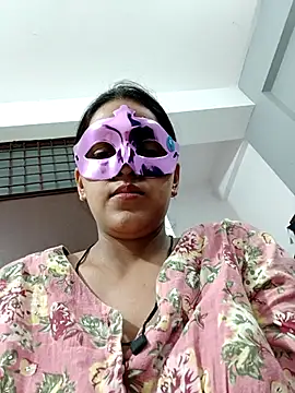 Shivani_hotty 现场XXX聊天