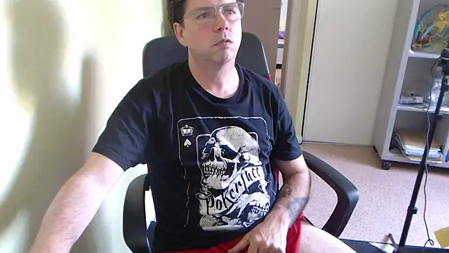 blueandwhite1's Webcam Show