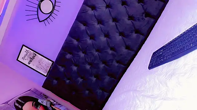 IssabellaIzzy Webcam-Show