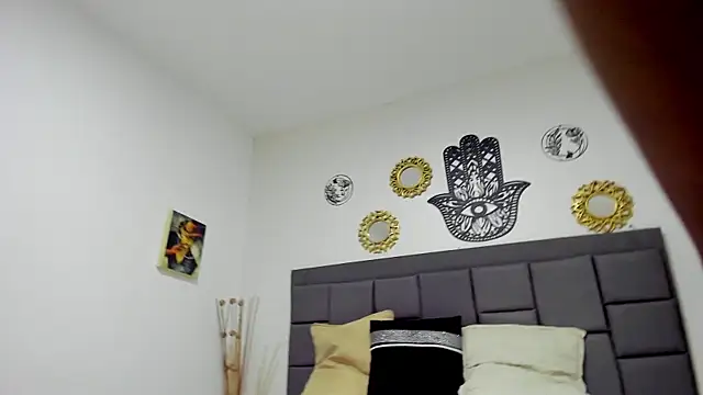 แชท XXX สดของ silvanadelatorre