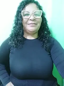 Amarantha25のライブXXXチャット