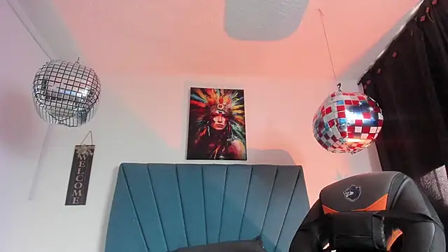 Ariel_star1 Adlı Modelin Canlı XXX Sohbeti