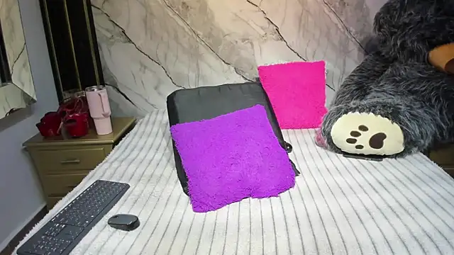 Niyirey1 Live XXX-chat