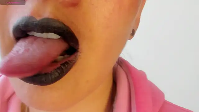 Chat XXX en directo de queen_fetish