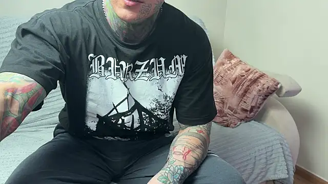 Anubisgods 即時 XXX 聊天