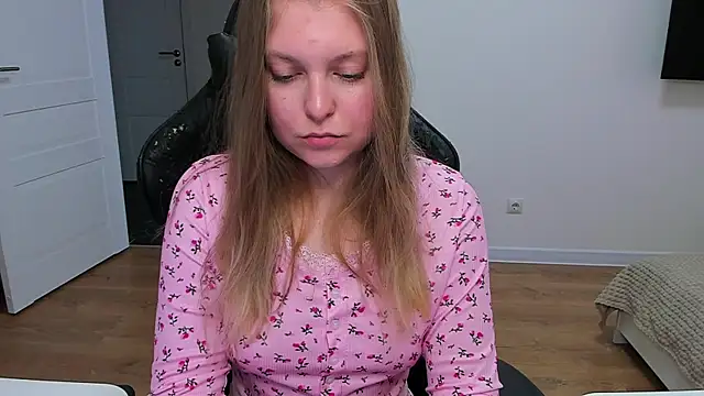 XXX chat uživo modela stacy_miracle