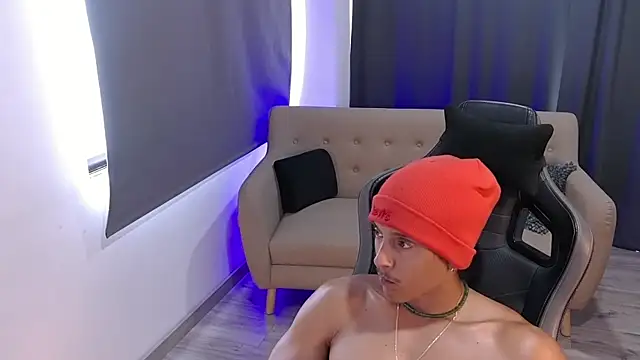 Liam_V 网络视讯表演