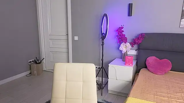 XXX chat uživo modela Passion-Blondy