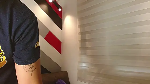 Zac_Golden Live XXX-Chat