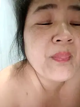 BigAss-69's Webcam Show