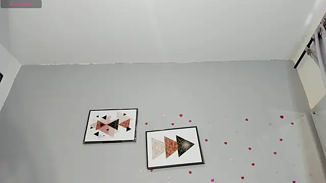 Онлайн чат XXX PauleteW10