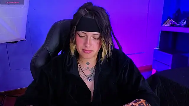 _sharlotte777's Live XXX Chat