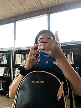 Annya-sweet's Webcam Show