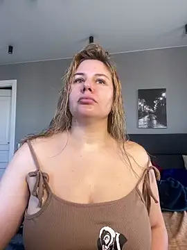 Chat XXX ao vivo de Passion-Blondy