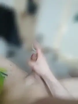 Pokazy przed kamerką – Bigdick420anal