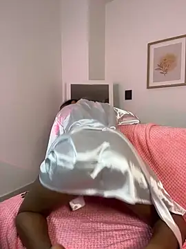 aleja_montiel__: онлайн-секс-чат