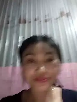 Saryloveparadise 现场XXX聊天