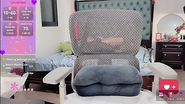 Caryln-Bun's Live XXX Chat