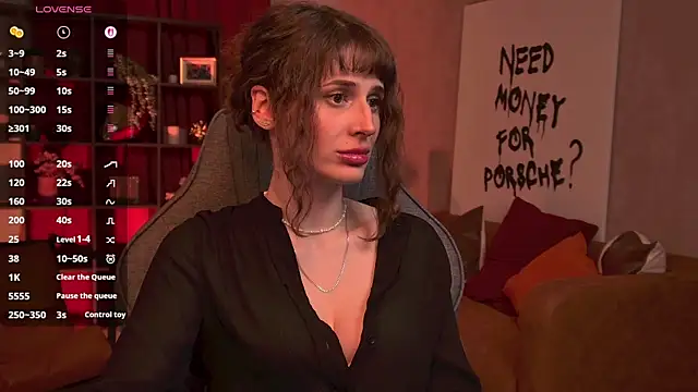 OliviaMcClean: онлайн-секс-чат