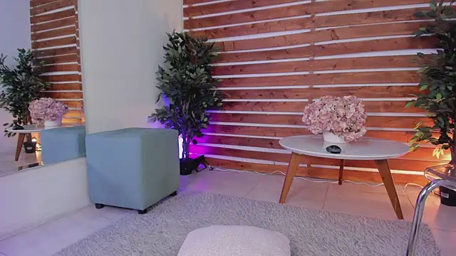 yen_lo_ Chat XXX in diretta