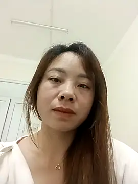 milo123-xx – Live XXX-chat