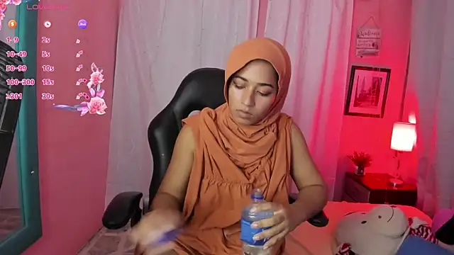 แชท XXX สดของ NadiaKarim_