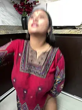 kalpanaaishaa Chat XXX in diretta