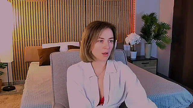 EmeraldGlow 现场XXX聊天