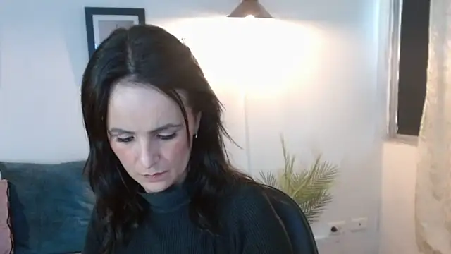 Juliana__lxのライブXXXチャット