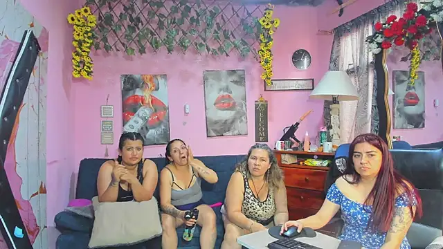 lesbiancuple Webcam-Show